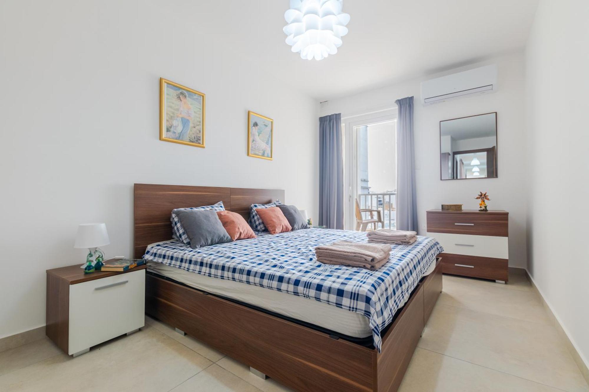 Spacious Brand New Apartment Hc Balcony 3 Bdr 2 Bth Bugibba San Pawl il-Baħar Zewnętrze zdjęcie
